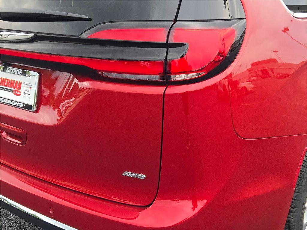 new 2026 Chrysler Pacifica car, priced at $41,980