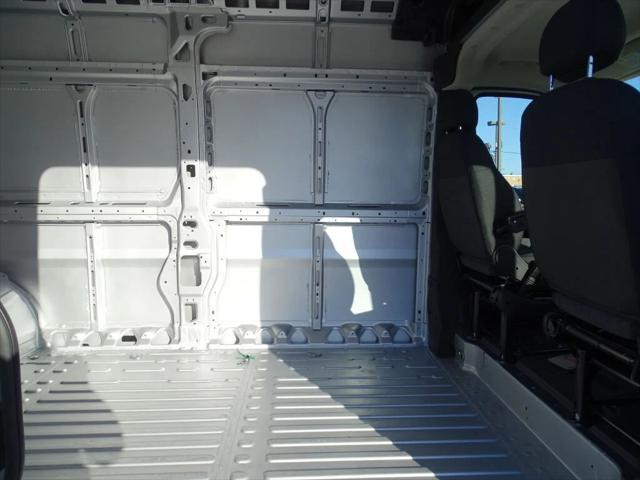 new 2025 Ram ProMaster 2500 car, priced at $49,090