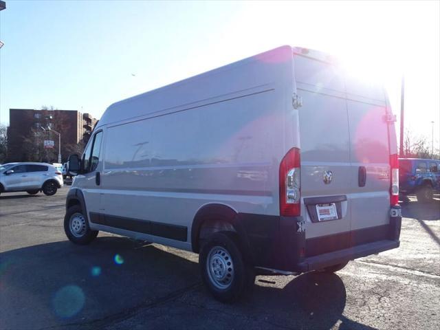 new 2025 Ram ProMaster 2500 car, priced at $49,090