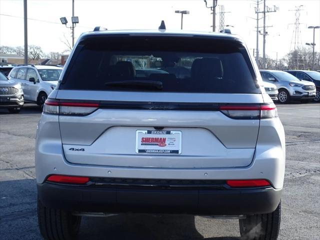 new 2025 Jeep Grand Cherokee car, priced at $43,675