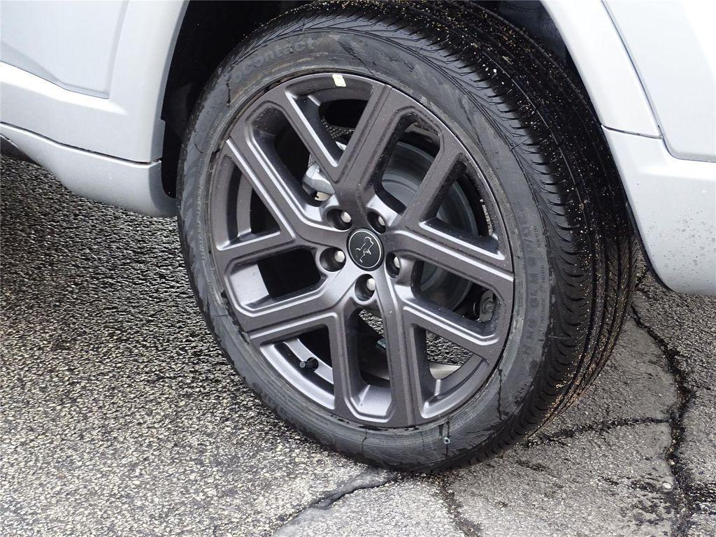 new 2025 Jeep Compass car, priced at $39,305