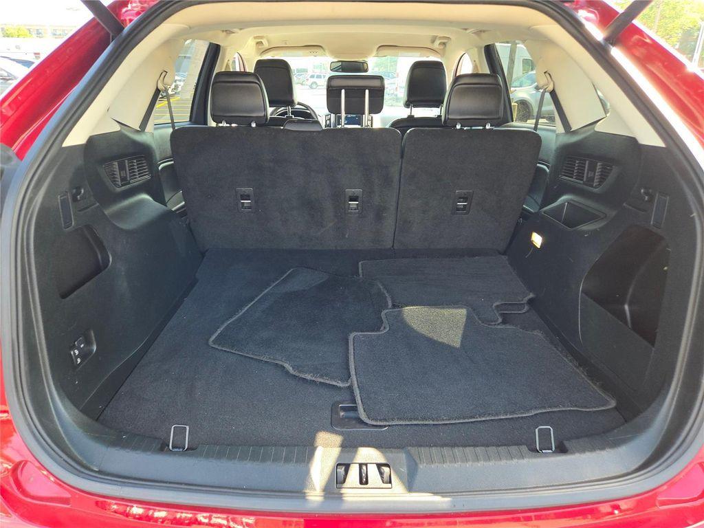 used 2023 Ford Edge car, priced at $25,250