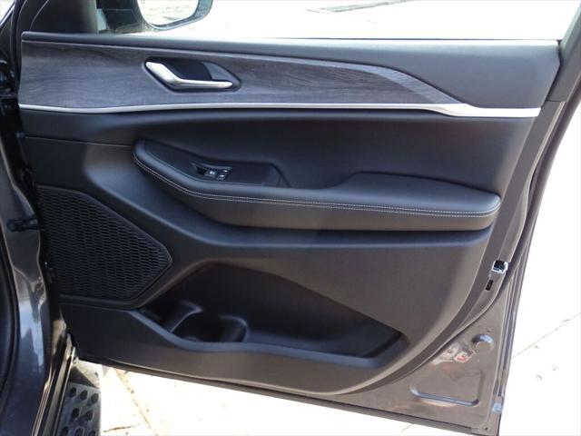 new 2025 Jeep Grand Cherokee L car, priced at $48,805