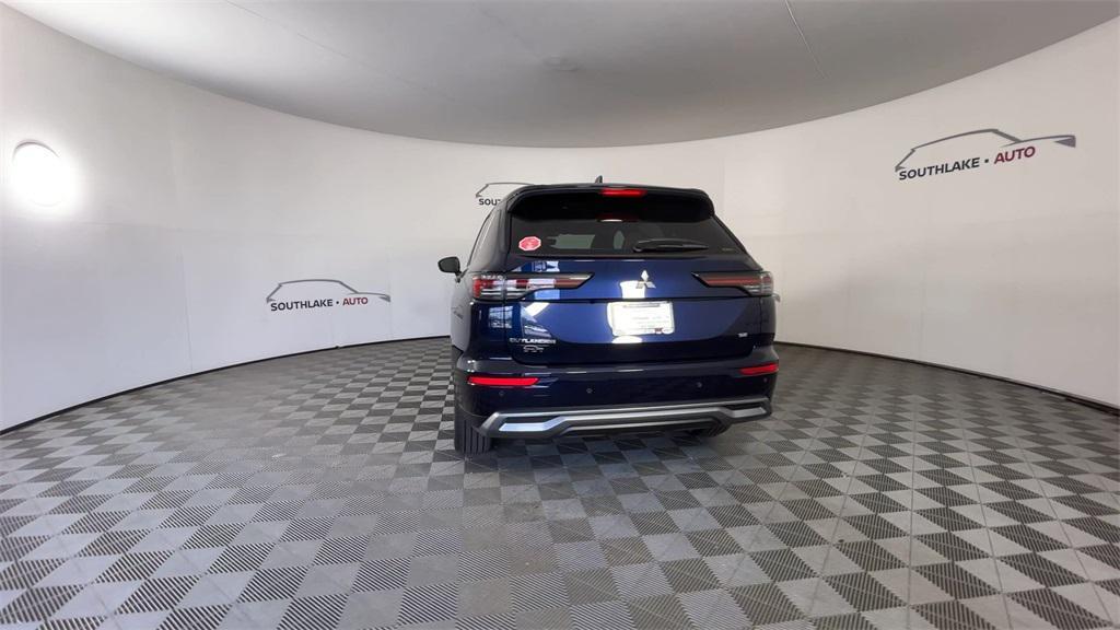 new 2025 Mitsubishi Outlander car, priced at $38,379