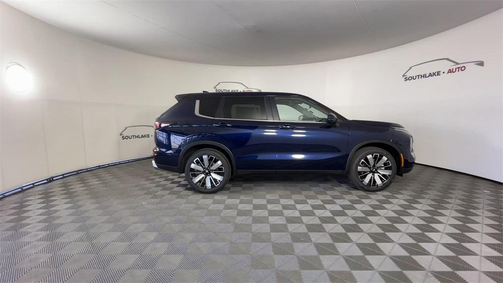 new 2025 Mitsubishi Outlander car, priced at $38,379