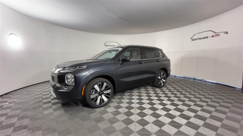 new 2025 Mitsubishi Outlander car, priced at $42,936