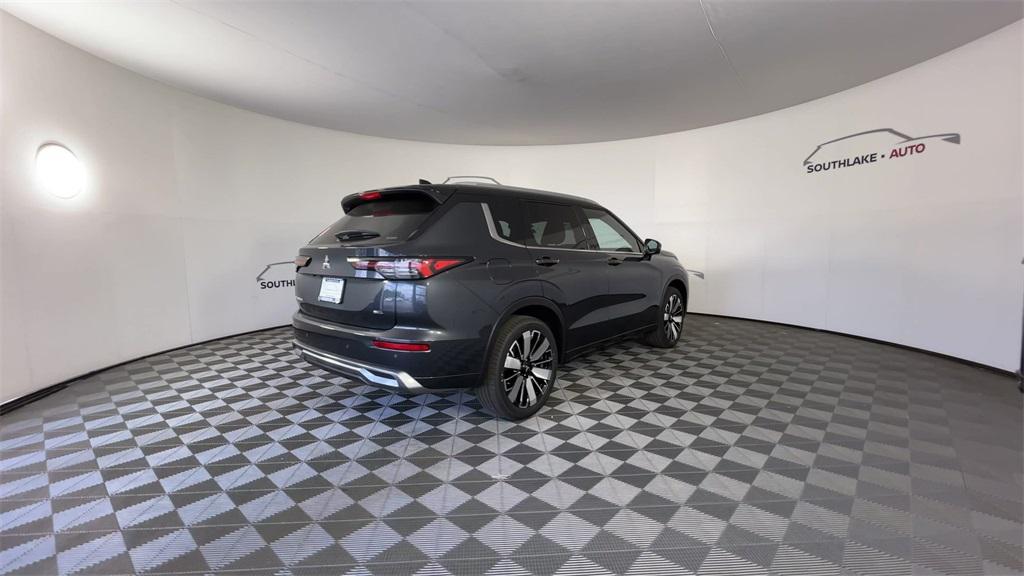 new 2025 Mitsubishi Outlander car, priced at $42,936
