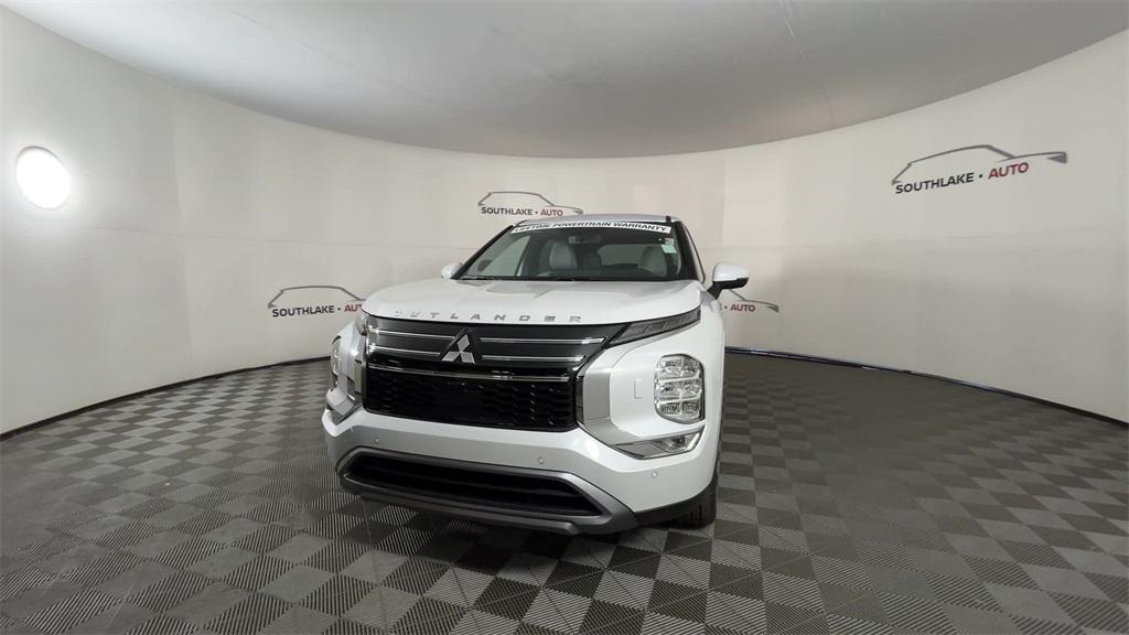 new 2025 Mitsubishi Outlander car, priced at $38,162