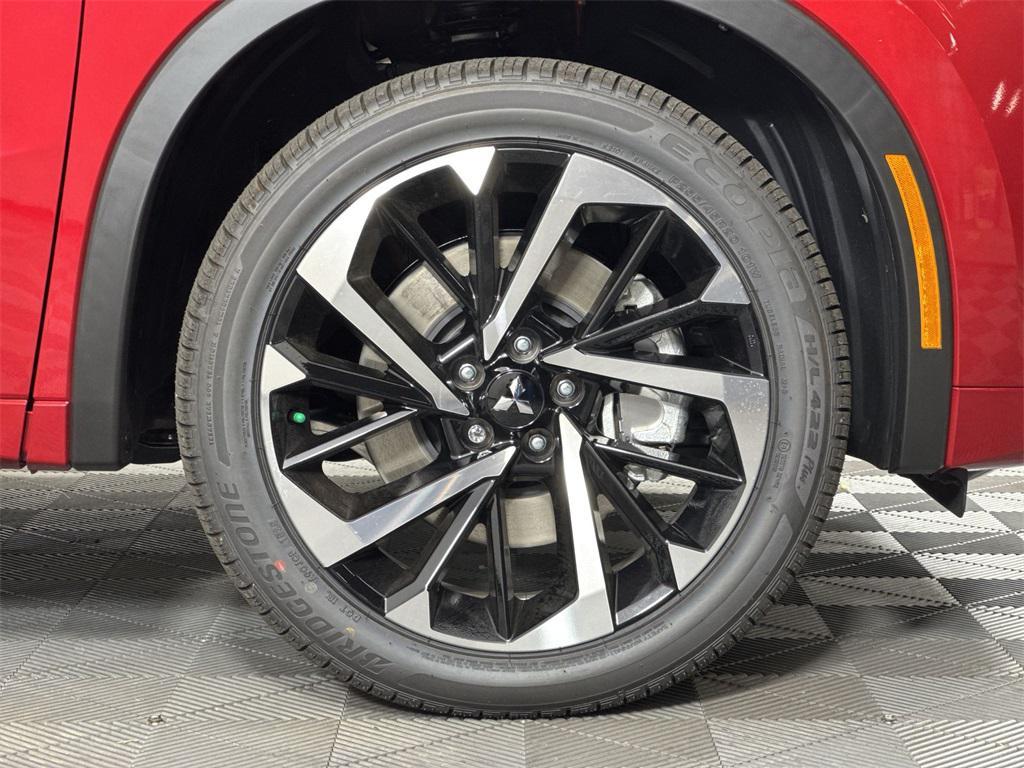 new 2025 Mitsubishi Outlander PHEV car, priced at $49,387