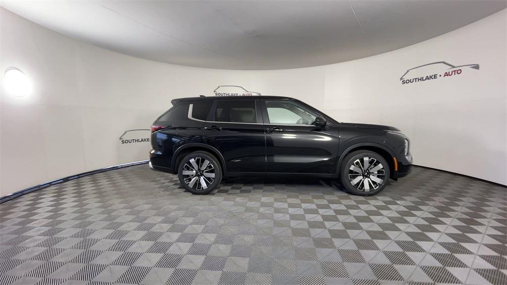 new 2025 Mitsubishi Outlander car, priced at $34,381