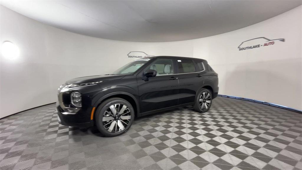 new 2025 Mitsubishi Outlander car, priced at $34,381