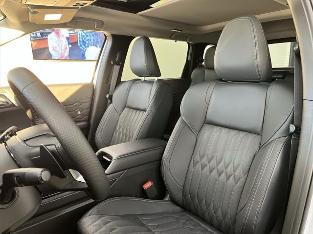 new 2025 Mitsubishi Outlander car, priced at $40,767