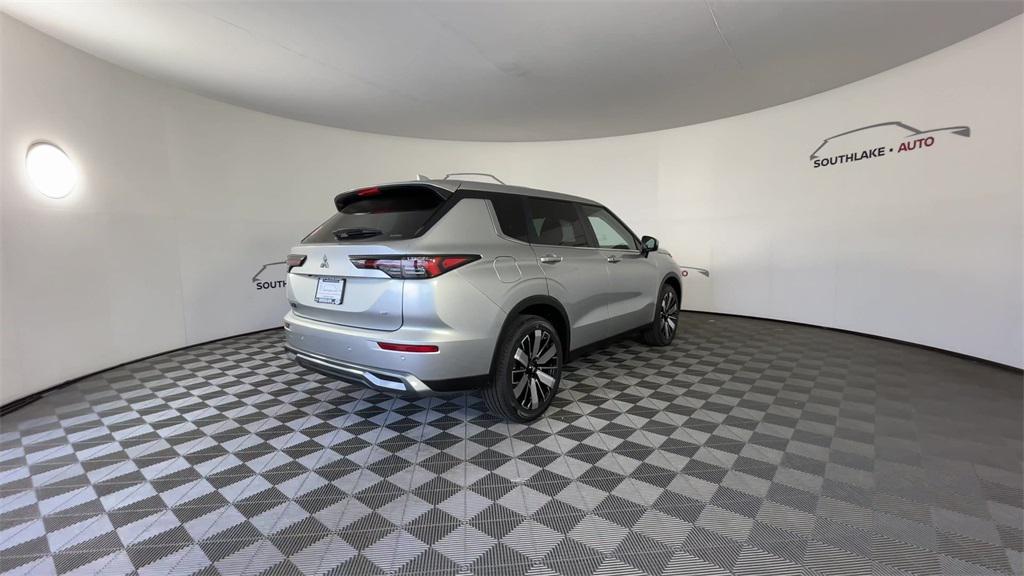new 2025 Mitsubishi Outlander car, priced at $35,896