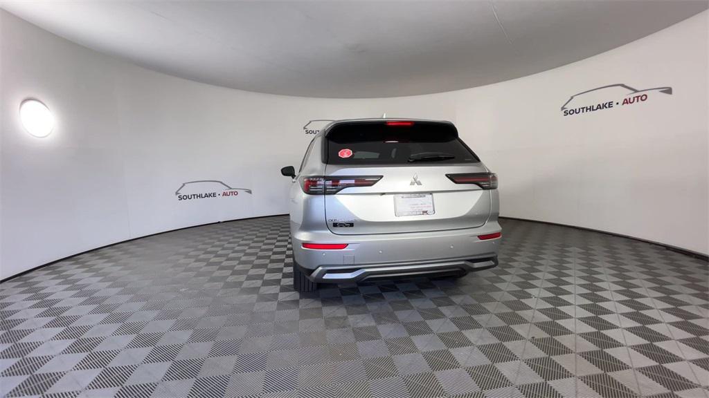 new 2025 Mitsubishi Outlander car, priced at $35,896
