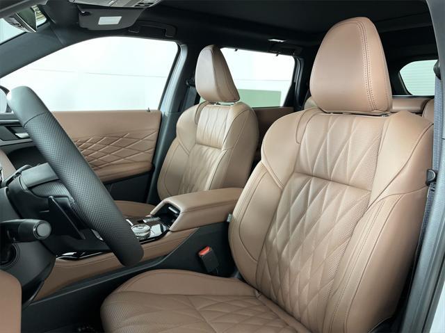new 2025 Mitsubishi Outlander car, priced at $44,502