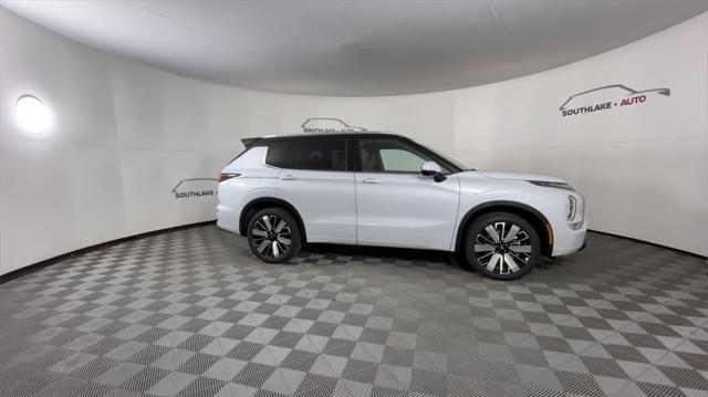 new 2025 Mitsubishi Outlander car, priced at $44,502