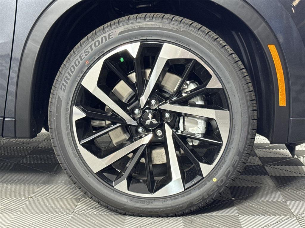new 2025 Mitsubishi Outlander PHEV car, priced at $48,692