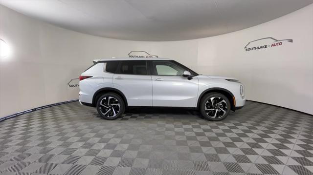 new 2024 Mitsubishi Outlander car, priced at $36,332