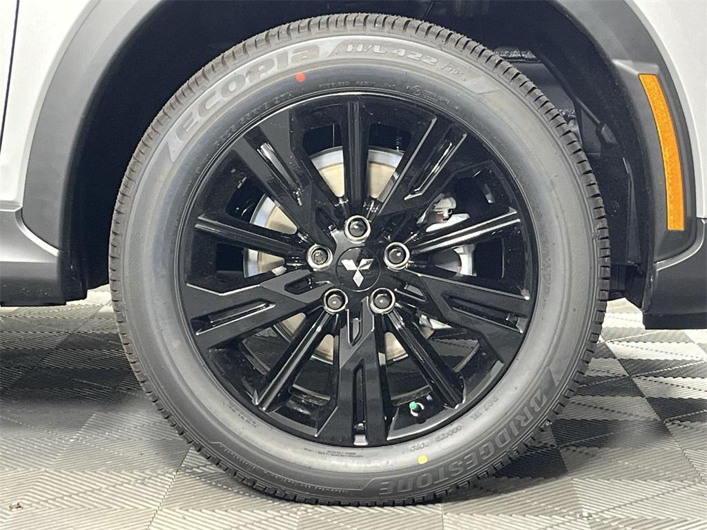 new 2025 Mitsubishi Eclipse Cross car, priced at $31,086