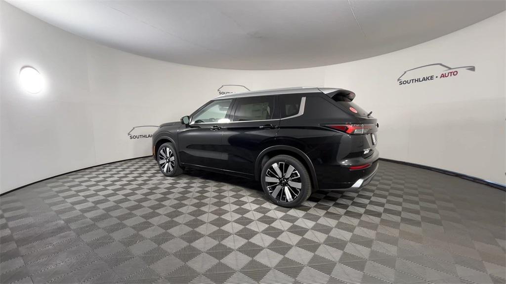 new 2025 Mitsubishi Outlander car, priced at $44,589