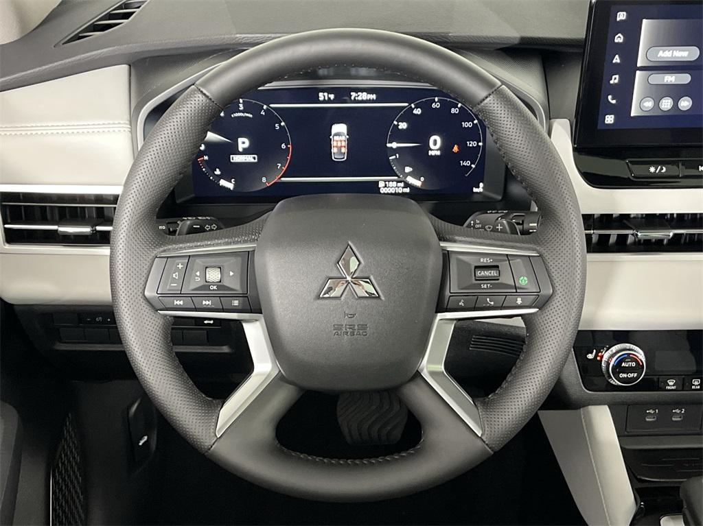 new 2025 Mitsubishi Outlander car, priced at $40,624