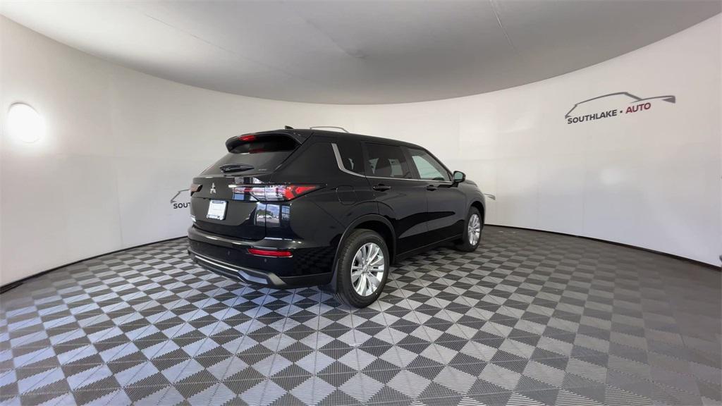 new 2025 Mitsubishi Outlander car, priced at $31,294