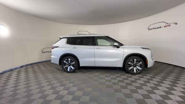 new 2025 Mitsubishi Outlander car, priced at $43,494