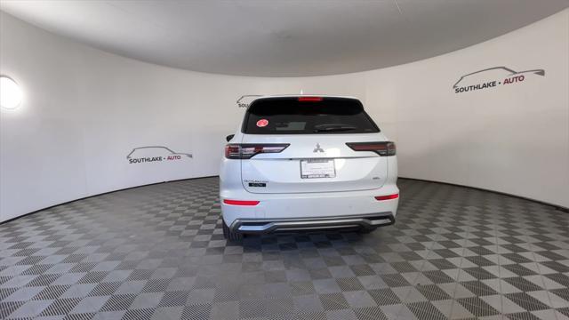 new 2025 Mitsubishi Outlander car, priced at $43,494