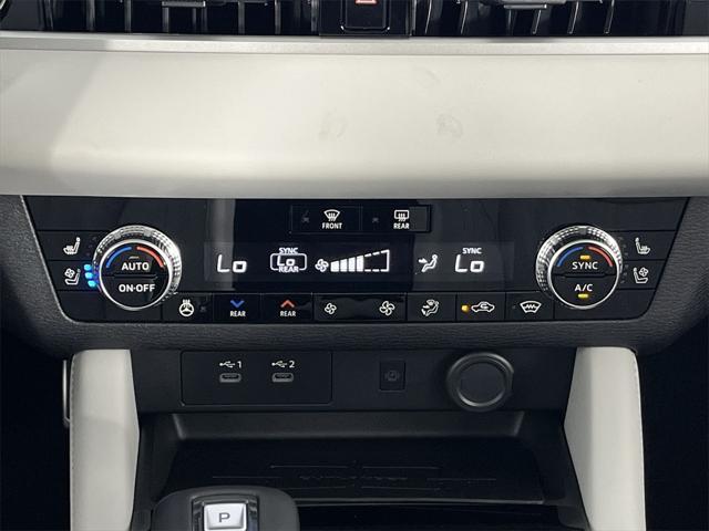 new 2025 Mitsubishi Outlander car, priced at $43,494