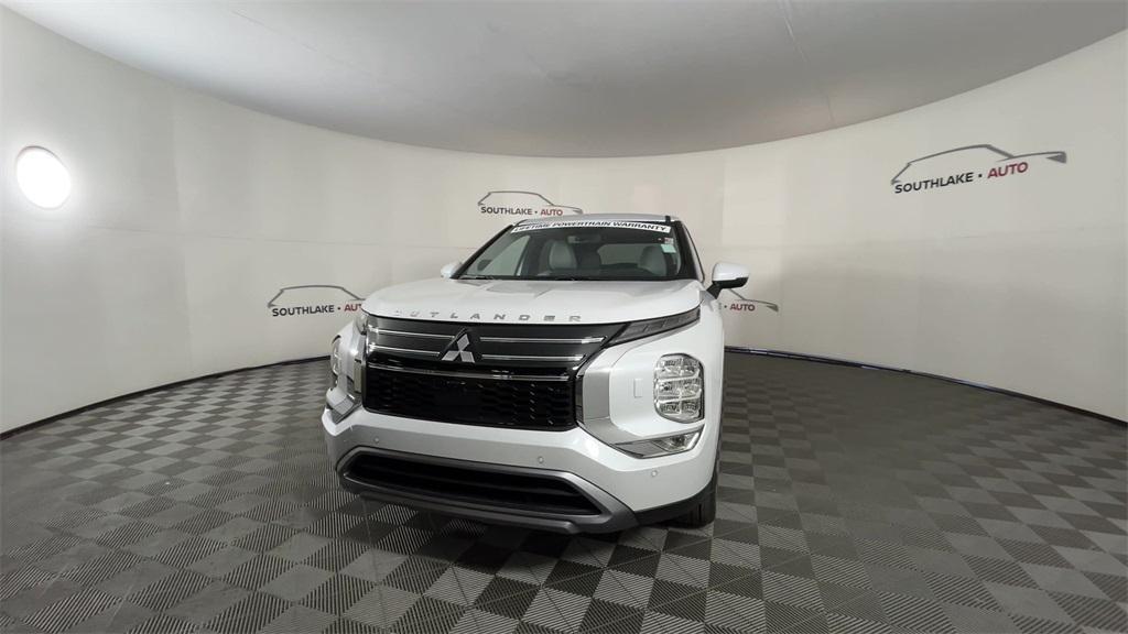 new 2025 Mitsubishi Outlander car, priced at $38,624