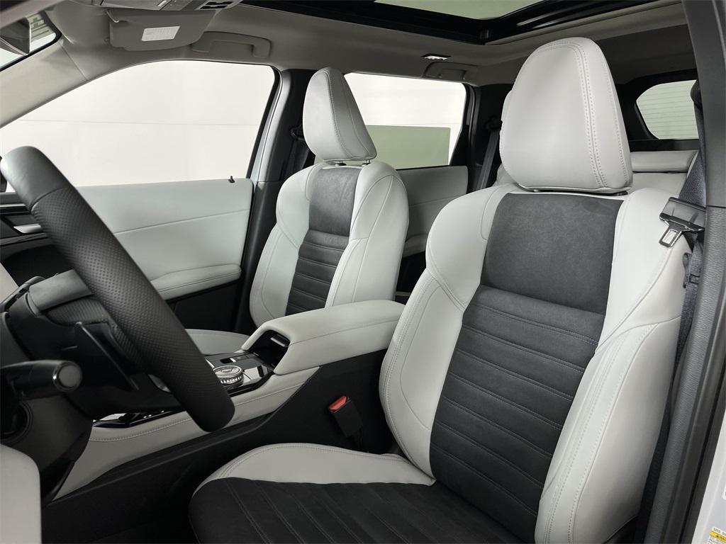 new 2025 Mitsubishi Outlander car, priced at $38,624