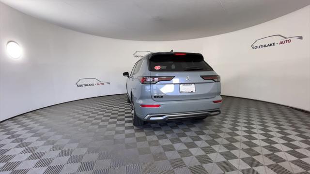 new 2025 Mitsubishi Outlander car, priced at $46,999