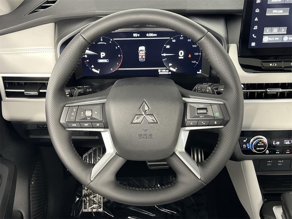 new 2025 Mitsubishi Outlander car, priced at $40,987