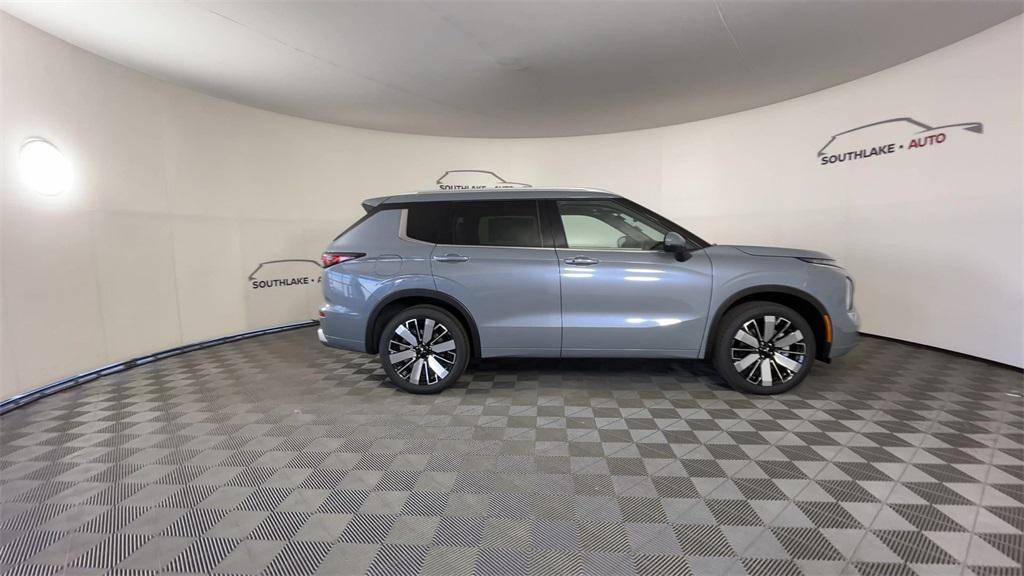 new 2025 Mitsubishi Outlander car, priced at $40,987