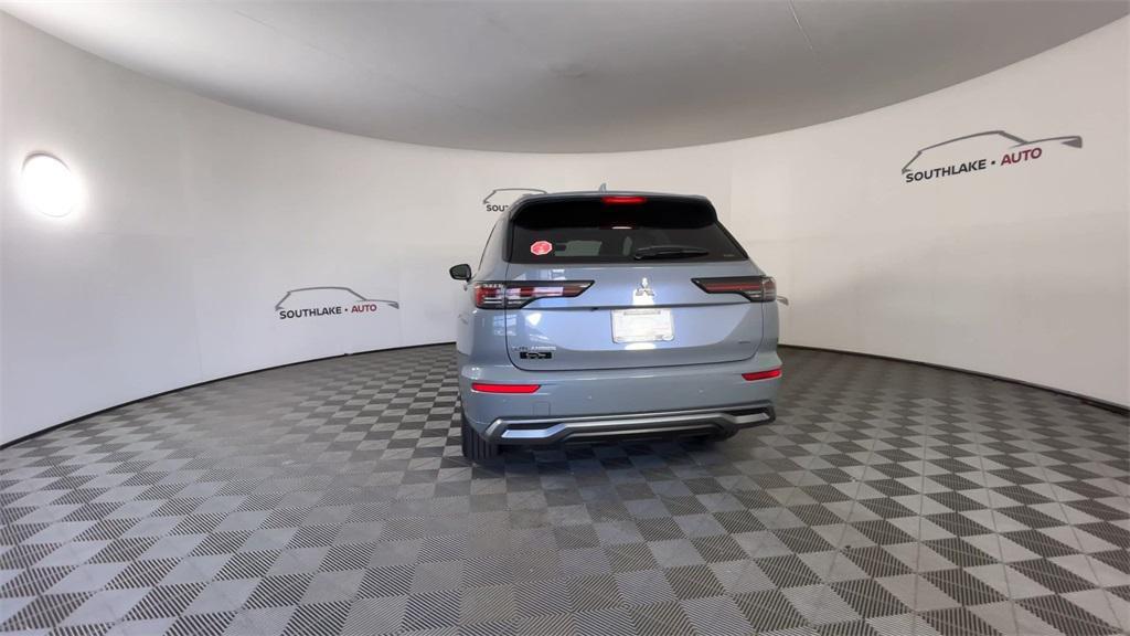 new 2025 Mitsubishi Outlander car, priced at $40,987