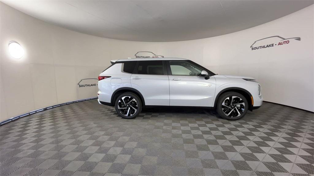 new 2025 Mitsubishi Outlander PHEV car, priced at $45,868