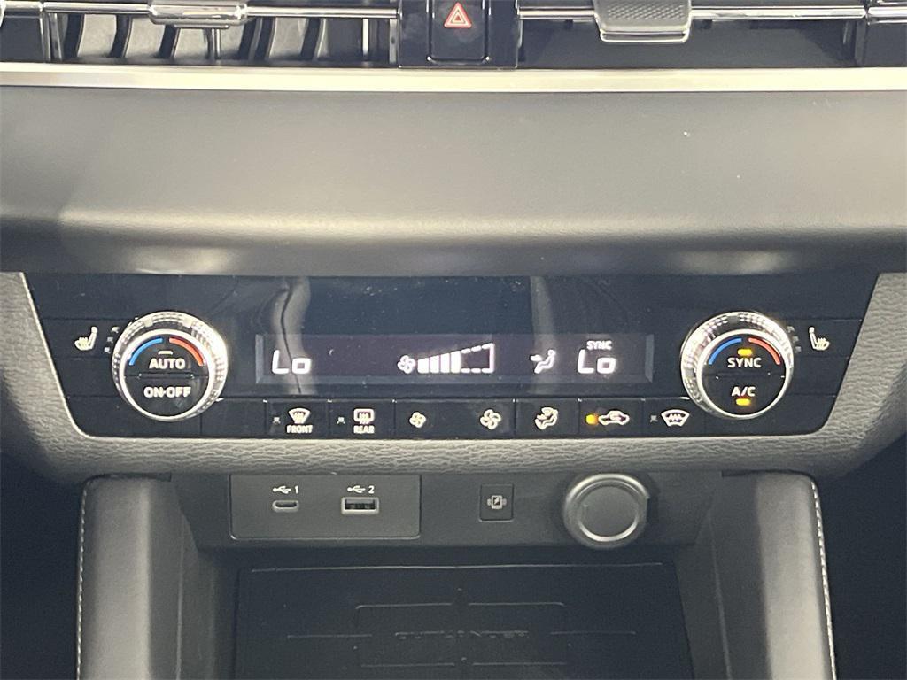 new 2025 Mitsubishi Outlander PHEV car, priced at $45,868