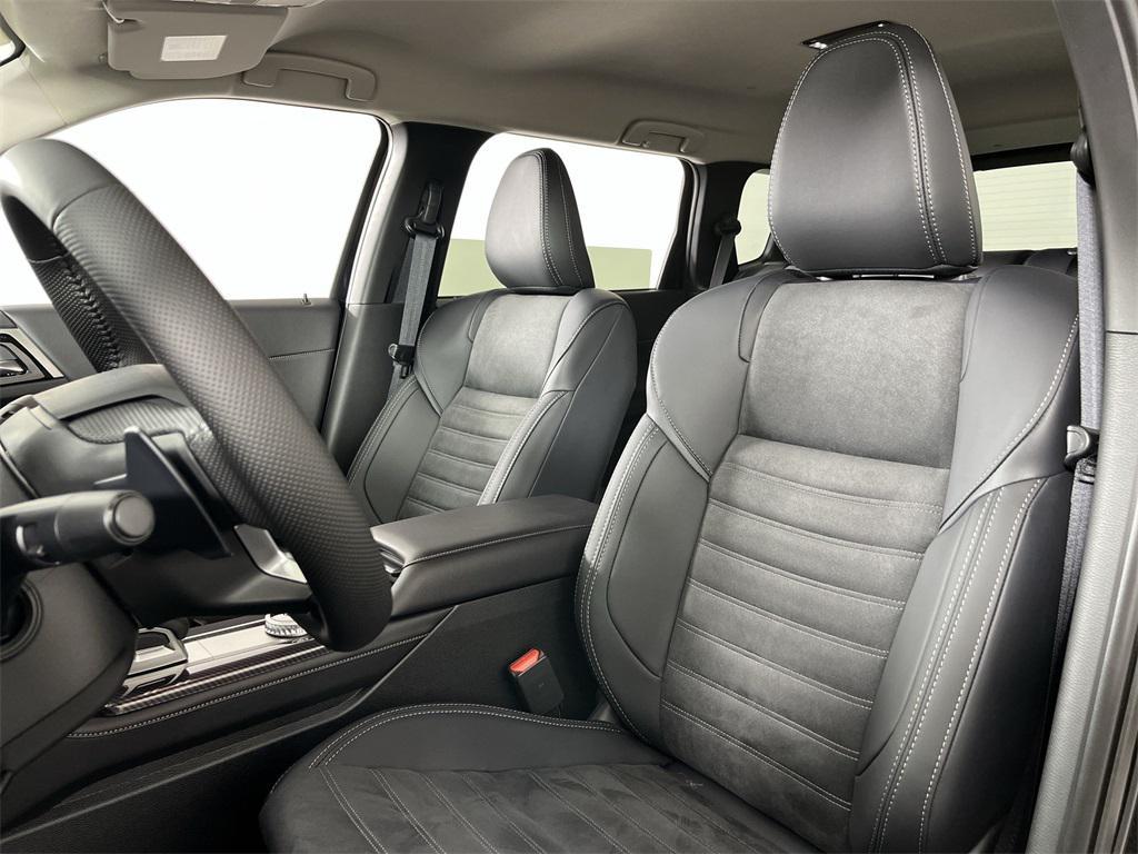 new 2025 Mitsubishi Outlander car, priced at $36,409