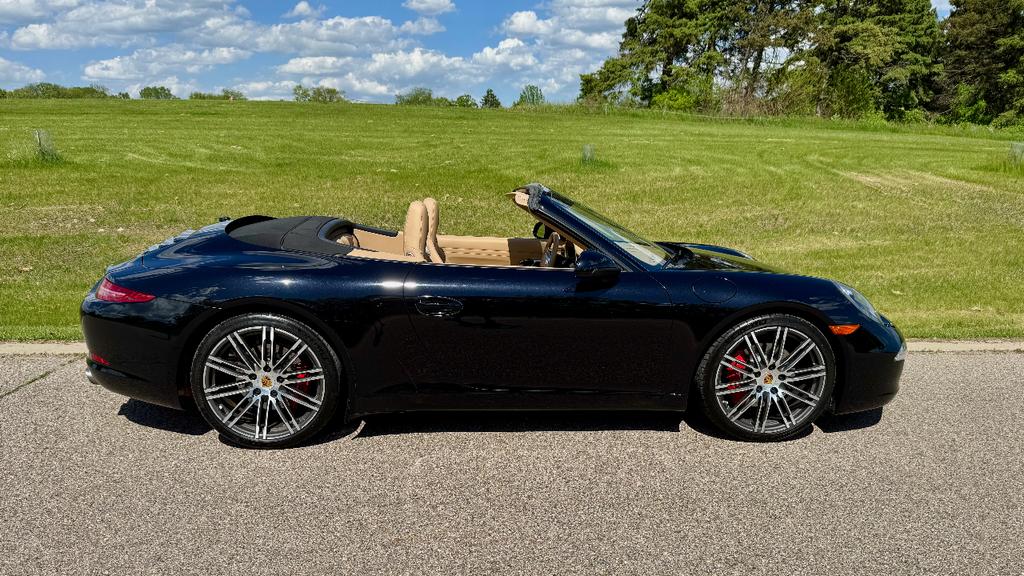 used 2015 Porsche 911 car, priced at $82,500