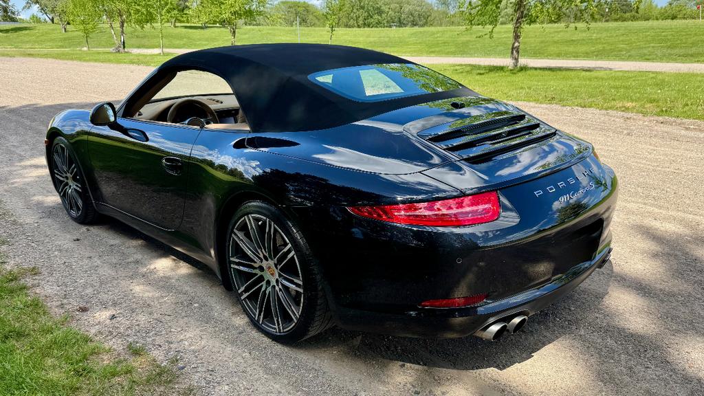 used 2015 Porsche 911 car, priced at $82,500