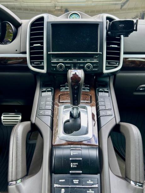 used 2016 Porsche Cayenne E-Hybrid car, priced at $21,900