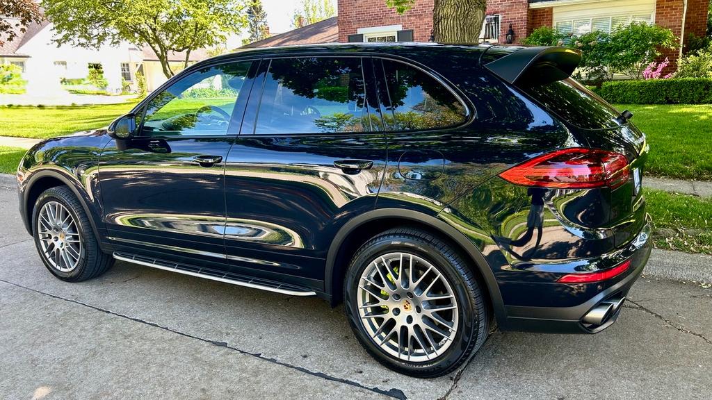 used 2016 Porsche Cayenne E-Hybrid car, priced at $21,900