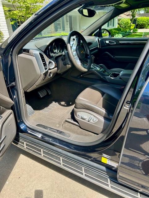 used 2016 Porsche Cayenne E-Hybrid car, priced at $21,900