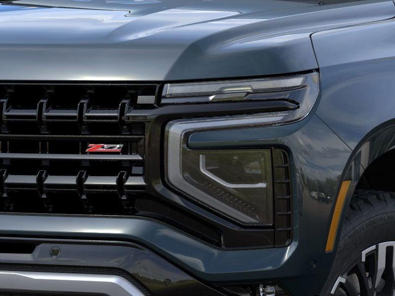 new 2025 Chevrolet Suburban car, priced at $80,619