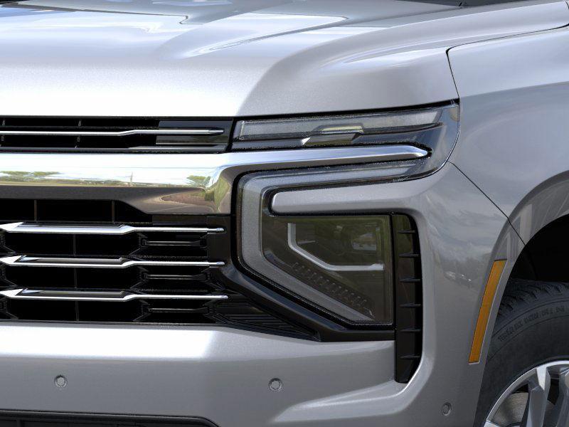 new 2025 Chevrolet Suburban car, priced at $70,684