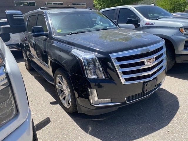 used 2017 Cadillac Escalade ESV car, priced at $22,910