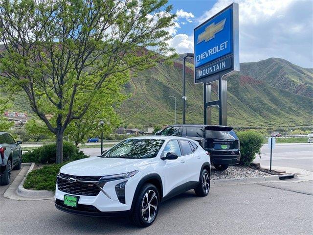 used 2024 Chevrolet Trax car, priced at $23,010