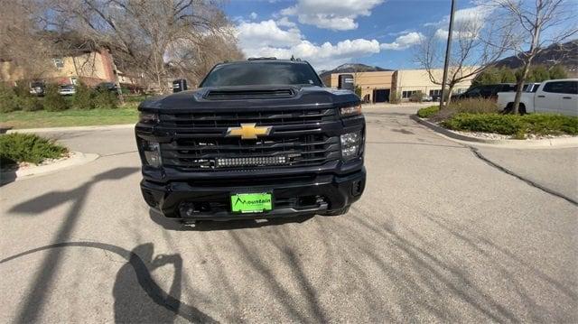 used 2024 Chevrolet Silverado 2500 car, priced at $45,610