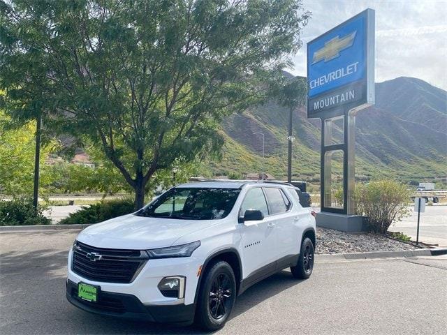 used 2022 Chevrolet Traverse car, priced at $22,710