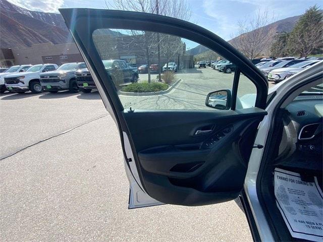 used 2020 Chevrolet Trax car, priced at $10,110